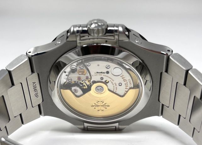 PP 2 Nautilus Annual Calendar Moon Phase Steel